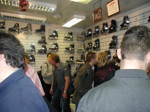 istoriya-rollerkluba_3.jpg istoriya-rollerkluba_3.jpg